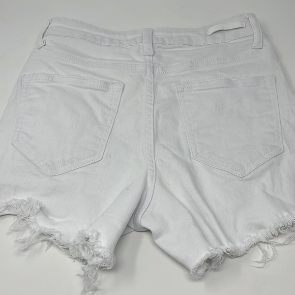 RISEN White High Waisted Distressed Raw Hem Shorts small - Picture 7 of 9